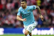 Aleksandar Kolarov của Manchester City