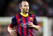 Tiền vệ Andres Iniesta của Barcelona