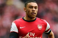 Cầu thủ chạy cánh Oxlade-Chamberlain của Arsenal