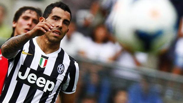 Tiền đạo Carlos Tevez của Juventus 