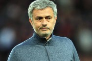 Huấn luyện viên Jose Mourinho của