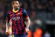 Hậu vệ Dani Alves của Barcelona