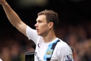 chân sút EdinDzeko của Manchester City