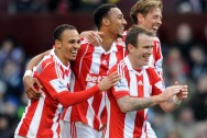 Peter Crouch và Glenn Whelan