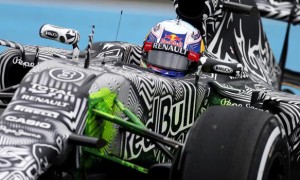 Tay -dua - Red-Bull -Daniel-Ricciardo-1