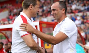 Everton-boss-Roberto-Martinez-and-Swindon-Town-manager-Mark-Cooper
