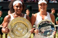 Serena-Williams-and-Garbine-Muguruza-Wimbledon-Championships-2015