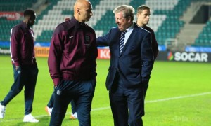 Manager-Roy-Hodgson-and-Jonjo-Shelvey-Euro-2016