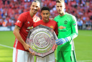 Ibrahimovic ghi bàn quyết định, MU vô địch Community Shield