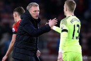 David-Moyes-and-Jordan-Pickford-Sunderland