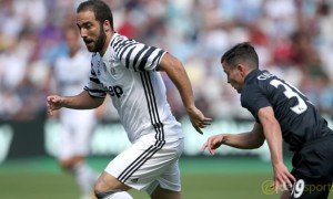 Gonzalo Higuain ca ngợi tinh thần chiến đấu của Juventus