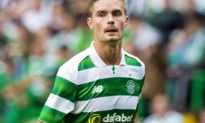 Mikael Lustig mong muốn ở lại Celtic