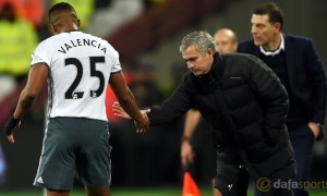 Jose Mourinho: Phong độ và điểm số mới là quan trọng