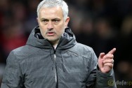 Jose Mourinho cam kết gắn bó với Manchester United