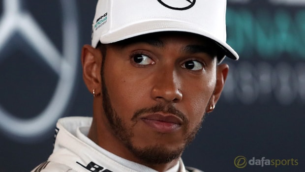 Tay đua Lewis Hamilton duy trì thách thức cho danh hiệu
