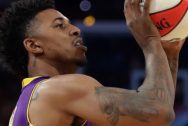 Bóng rổ NBA: Warriors tăng cường lão tướng Nick Young