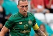 Đội trưởng Scott Brown của Celtic sẵn sàng cho cuộc đối đầu với Linfield