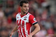 Cedric Soares đặt quyết tâm cùng Southampton tại NHA