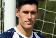 West Brom có sự phục vụ của tiền vệ Gareth Barry