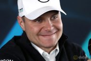 Valtteri Bottas hy vọng tạo áp lực lên Lewis Hamilton