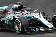 Cá cược đua xe: Lewis Hamilton không vội vàng ký hợp đồng mới với Mercedes