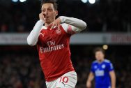 Cá cược bóng đá: Tỉ lệ cược Mesut Ozil tại Arsenal