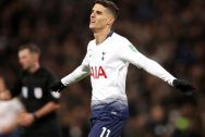 Lamela động viên các đồng đội tại Tottenham tập trung trở lại