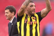 Javi Garcia chuẩn bị cho chiếc thẻ đỏ của Troy Deeney