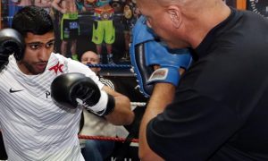 Cá cược boxing: Virgil Hunter hy vọng Amir Khan tiếp tục