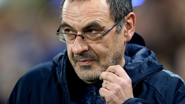 Cá cược Chelsea huấn luyện viên Sarri bị cấm chuyển nhượng