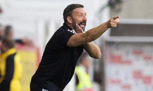 Derek McInnes đồng ý gia hạn hợp đồng với MK Dons