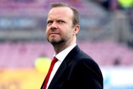 Ed Woodward hứa sẽ tiếp tục mua sắm cho Man United