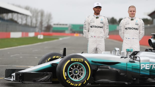 Đội đua Mercedes vẫn chưa giải quyết xong vấn đề làm mát động cơ