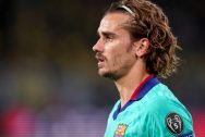 Barcelona bị phạt 300 bảng trong vụ chuyển nhượng Griezmann