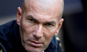 Zidane cho rằng sai lầm của Courtois ở trận đấu với Valencia chỉ là thiếu kinh nghiệm